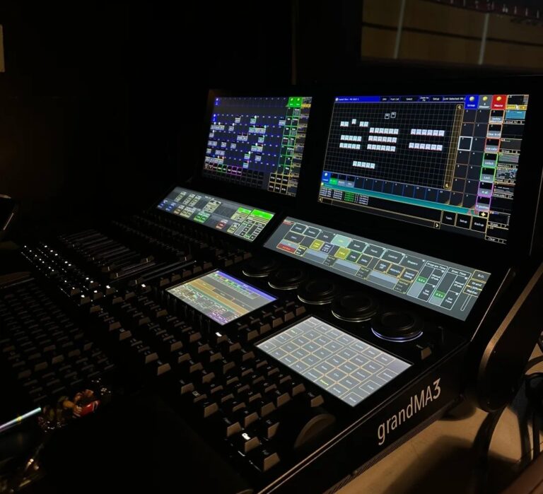 Test MA Lighting grandMA3 light : avis régisseur tourneur