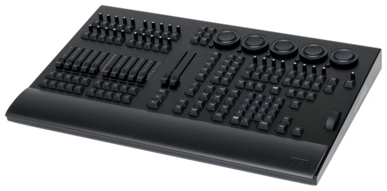 MA Lighting grandMA3 onPC command wing